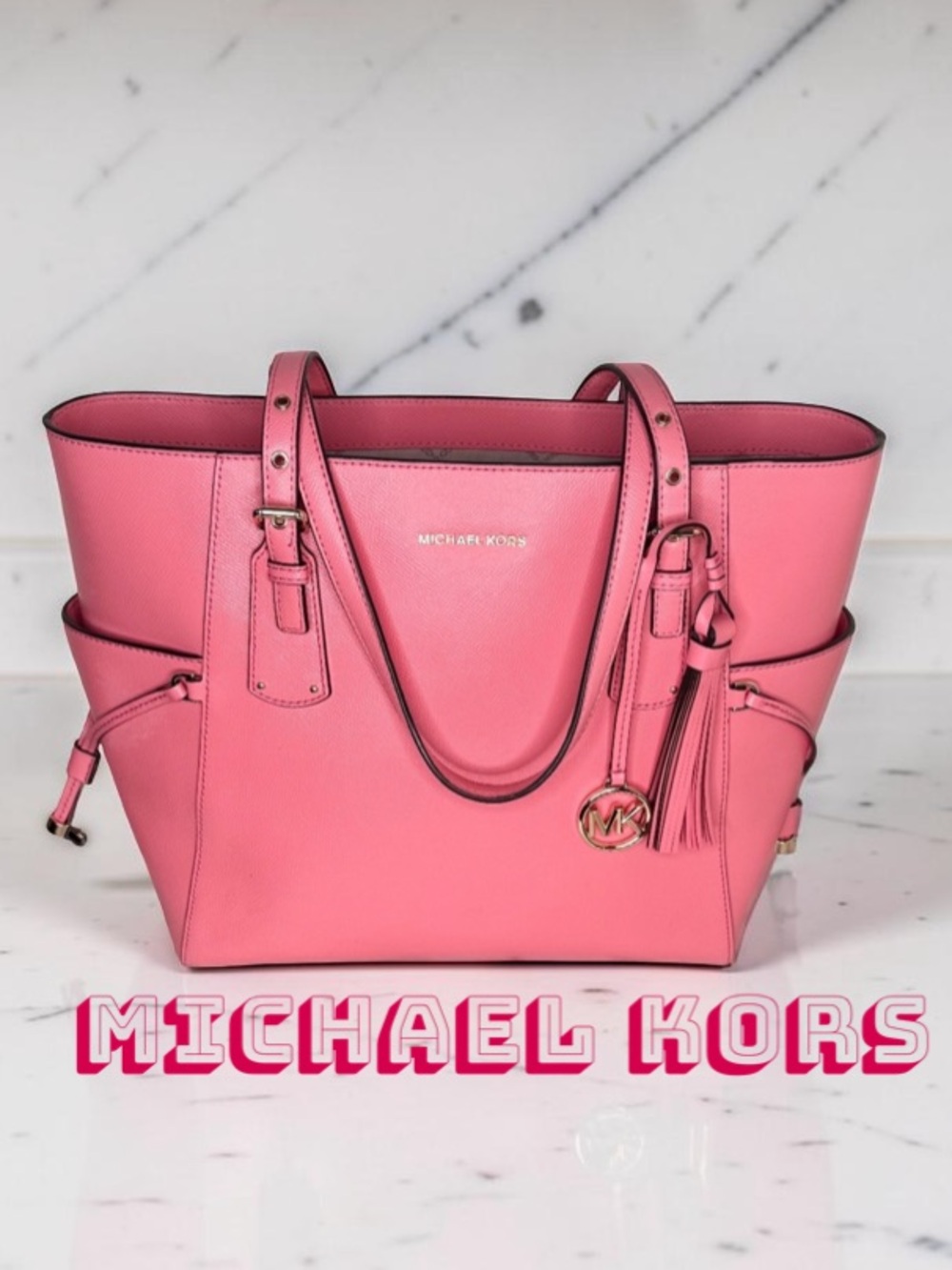 Michael Kors genuine Voyager Large soft Leather Tote Bag
Tea Rose NWT